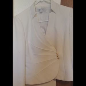 Tahari White Blazer